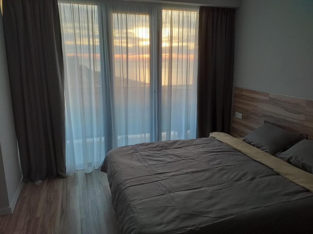 Batumi Beach Tower Buitenkant foto