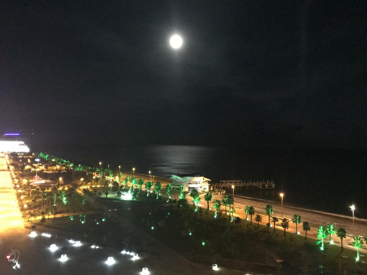 Batumi Beach Tower Buitenkant foto
